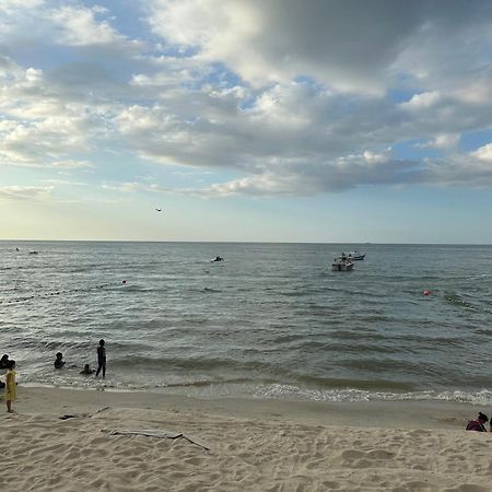 Beach Resort Home Stay Sri Sayang Apartment Batu Ferringhi 2Bedroom Zewnętrze zdjęcie