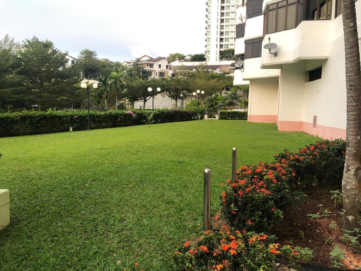 Beach Resort Home Stay Sri Sayang Apartment Batu Ferringhi 2Bedroom Zewnętrze zdjęcie