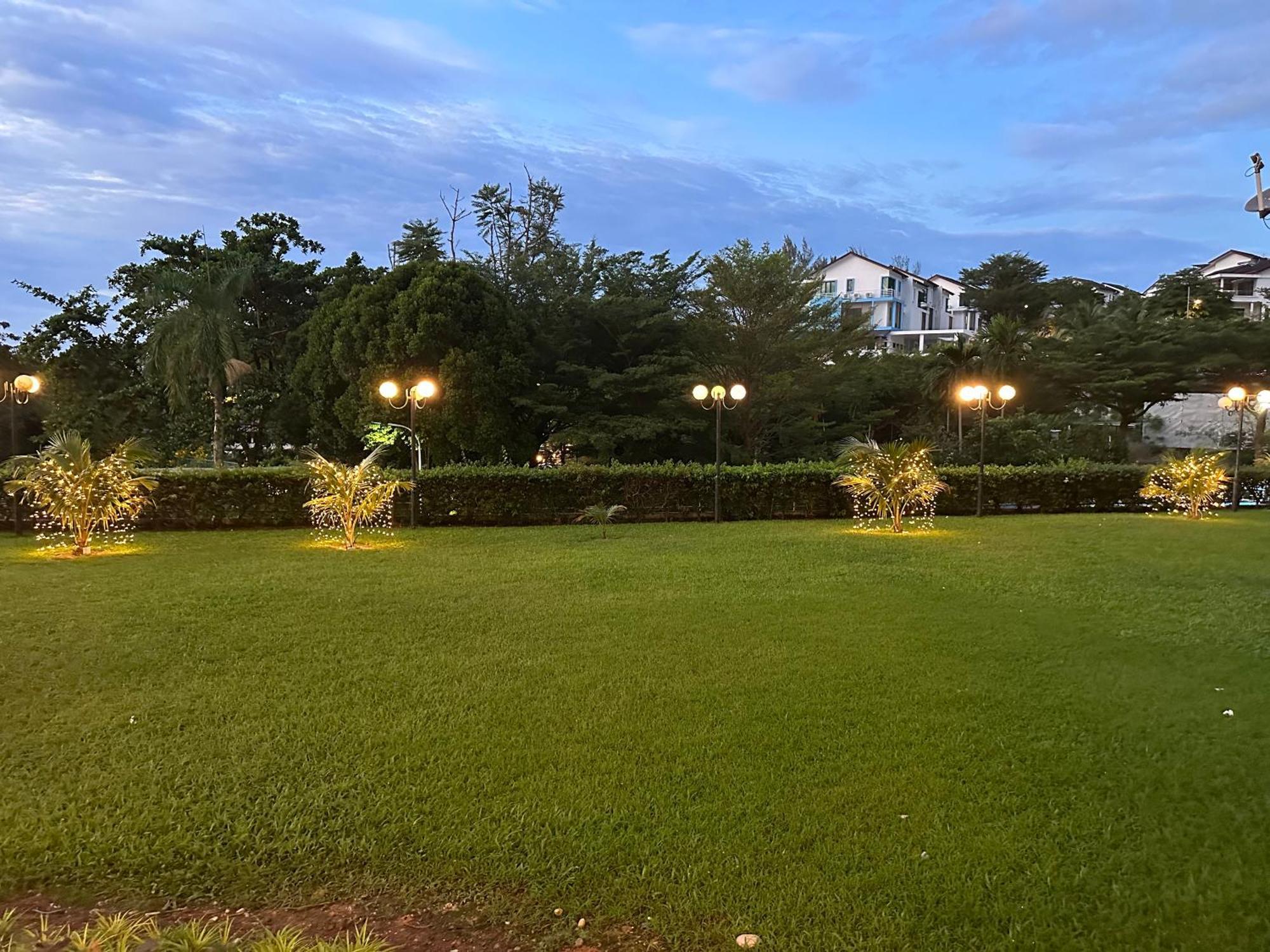 Beach Resort Home Stay Sri Sayang Apartment Batu Ferringhi 2Bedroom Zewnętrze zdjęcie