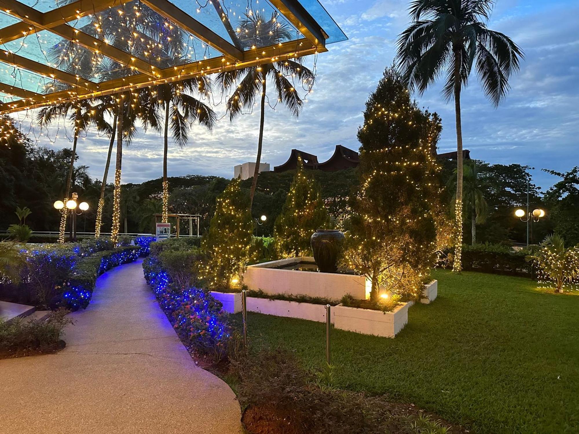 Beach Resort Home Stay Sri Sayang Apartment Batu Ferringhi 2Bedroom Zewnętrze zdjęcie